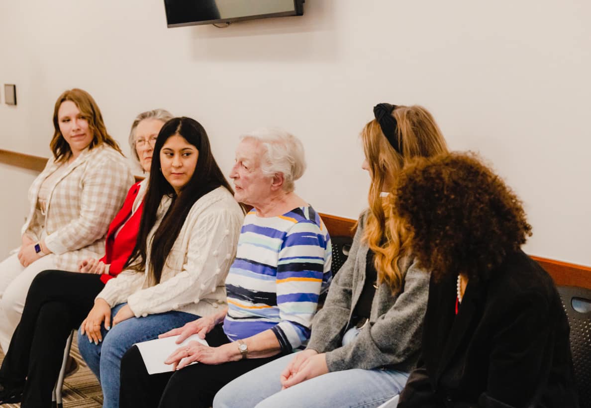 a group of people at a banquet